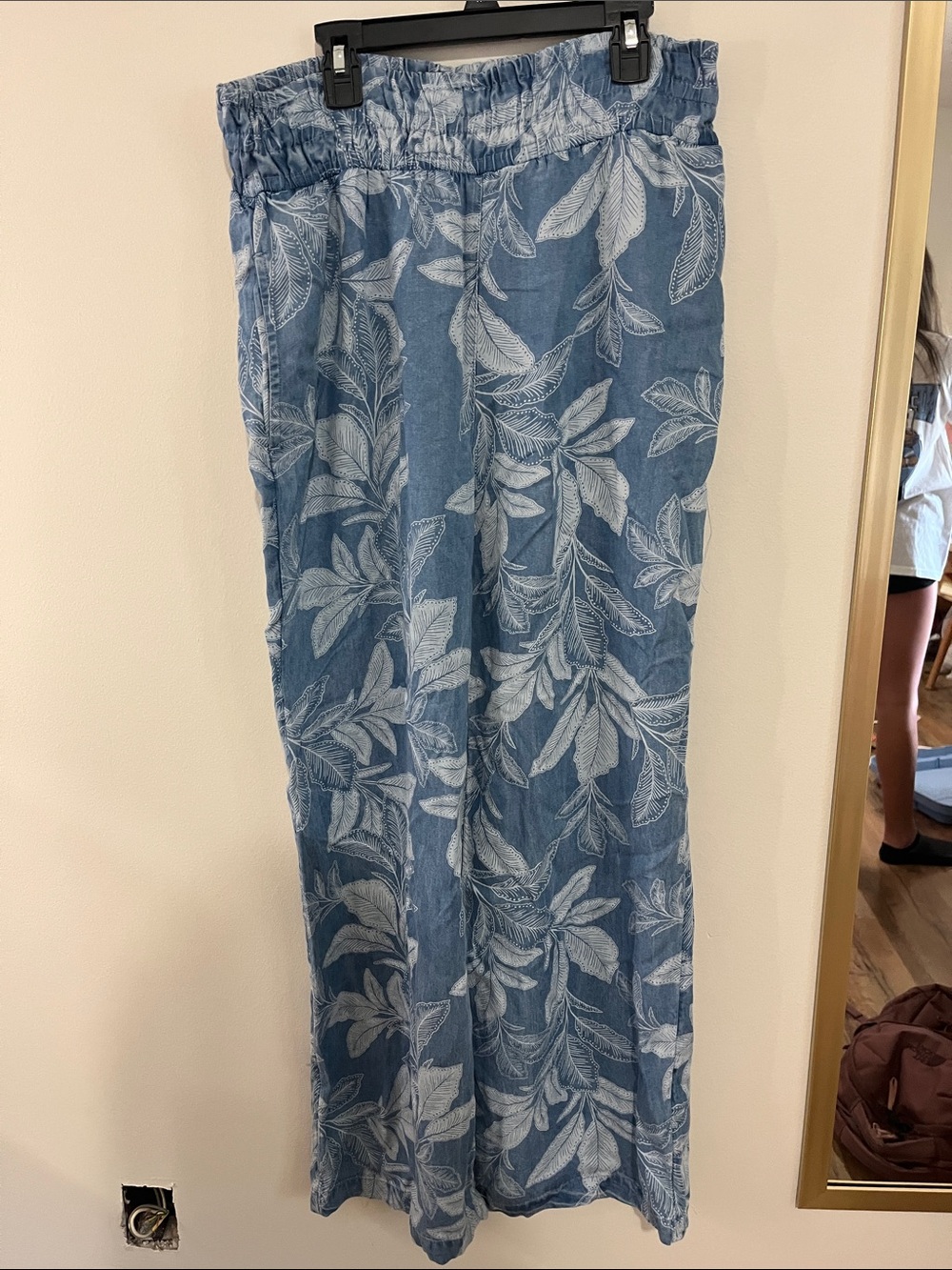 Blue Botanical Wide-Leg Jeans with Elastic Waist